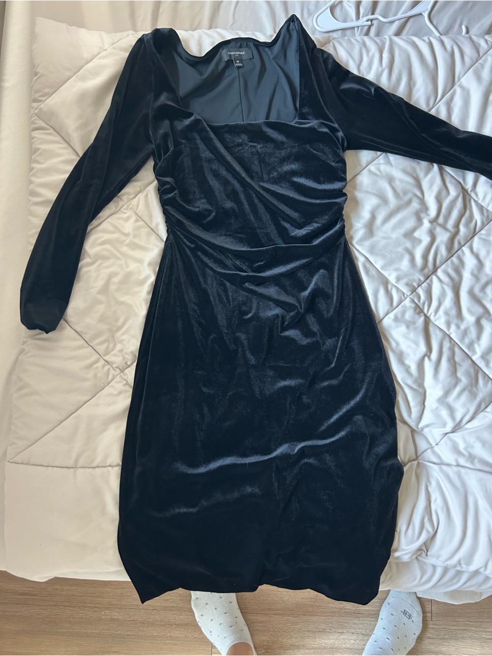 Banana Republic Black Velvet Long-Sleeve Dress
